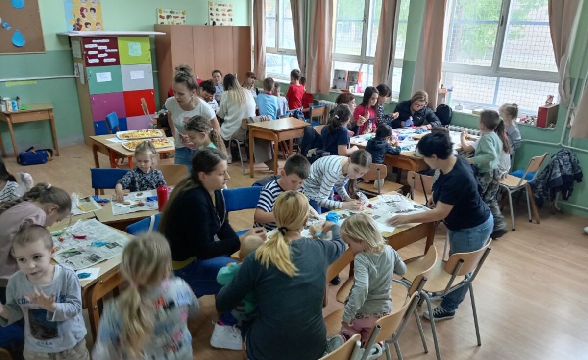 Ускршње украшавање медењака