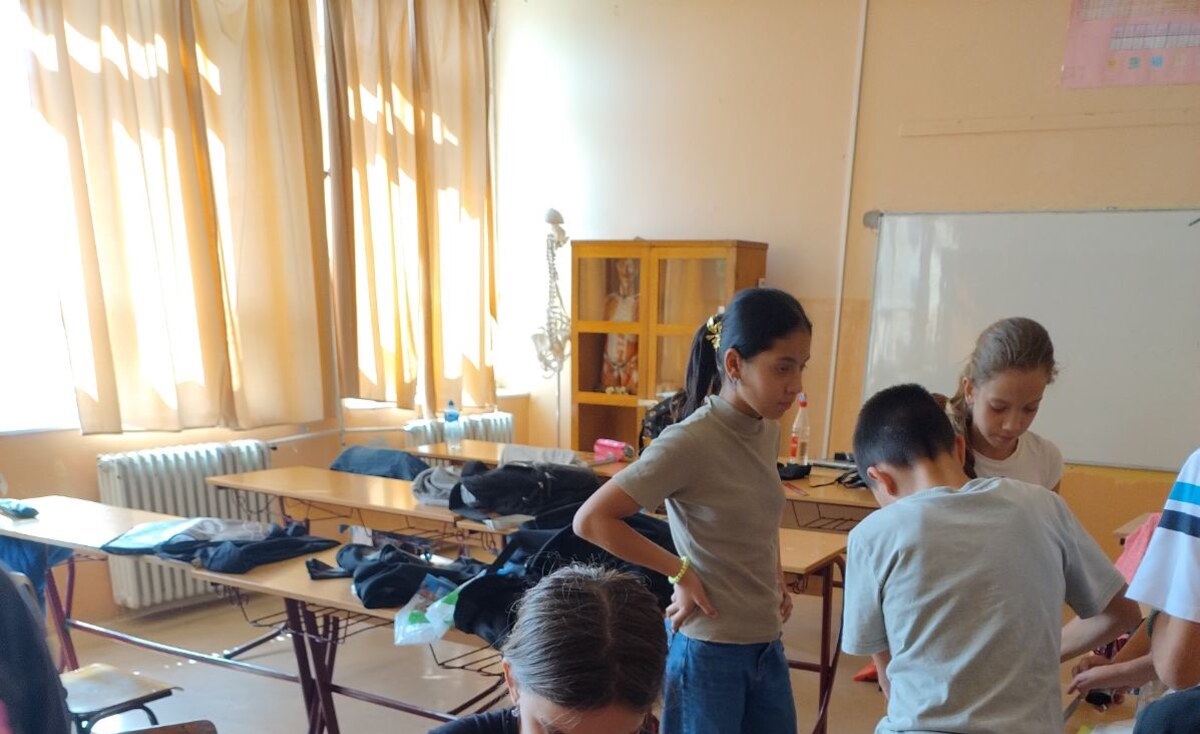 Скок у експеримент